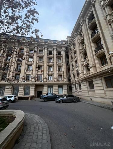 Satılır 5 otaqlı yeni tikili 260 m², Bayıl q., photo 1 from 28