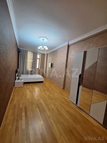 Продаётся 2-комн. новостройка 91 м², м. Элмляр Академиясы, photo 18 from 29