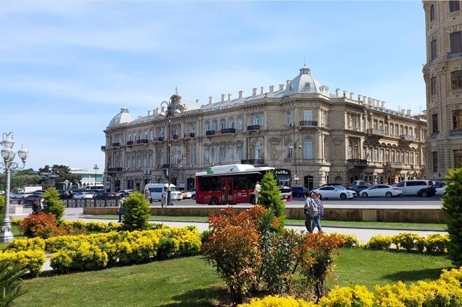 Продаётся 6-комн. вторичка 280.5 м², м. Ичеришехер, photo 3 from 26