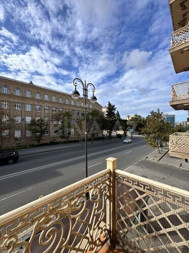 Satılır 3 otaqlı köhnə tikili 75 m², Nizami m., photo 11 from 12