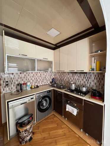 Satılır 4 otaqlı köhnə tikili 120 m², Xalqlar Dostluğu m., photo 15 from 24