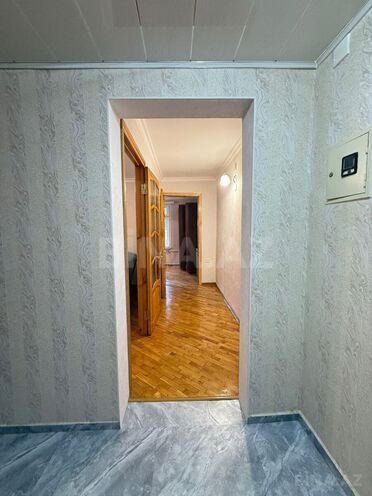 Satılır 2 otaqlı köhnə tikili 55 m², İnşaatçılar m., photo 8 from 12