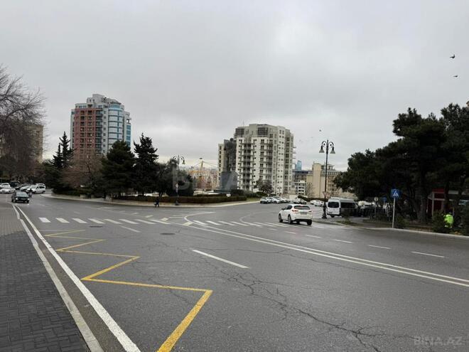 Продаётся 3-комн. вторичка 75 м², м. Ичеришехер, photo 23 from 24