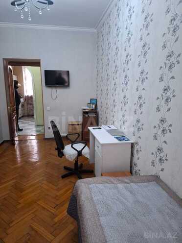 İcarəyə verilir 3 otaqlı köhnə tikili 80 m², Sahil m., photo 8 from 13