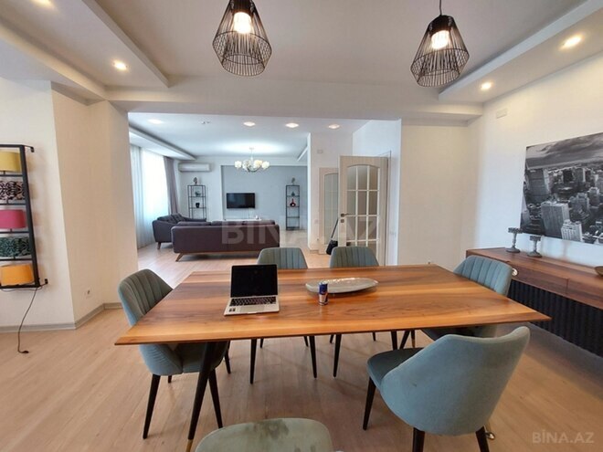 İcarəyə verilir 5 otaqlı yeni tikili 240 m², Bayıl q., photo 8 from 32