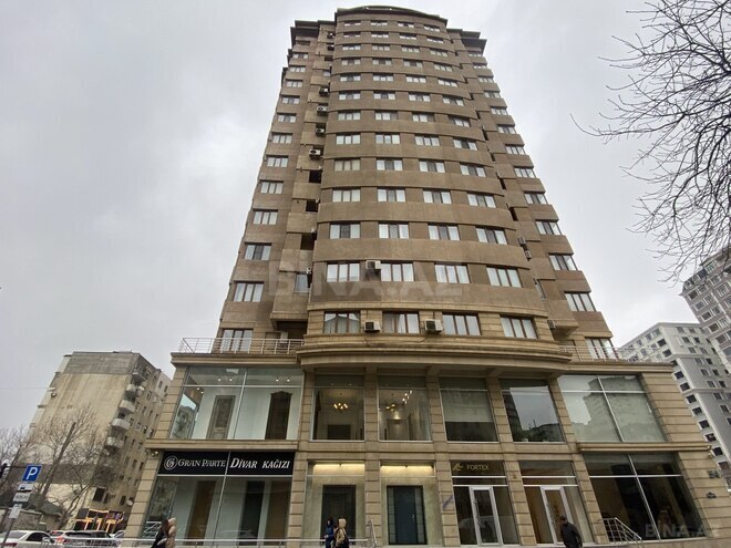 Продаётся 3-комн. вторичка 154 м², Наримановский  р., photo 1 from 22