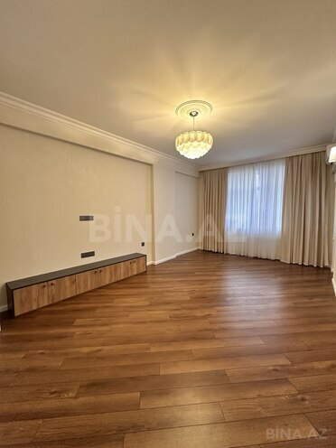 Продаётся 3-комн. новостройка 110 м², м. Ази Асланов, photo 3 from 17