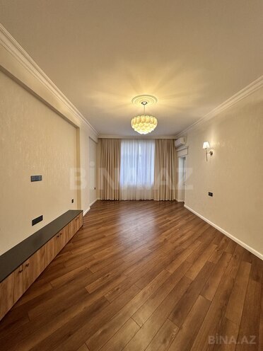 Продаётся 3-комн. новостройка 110 м², м. Ази Асланов, photo 1 from 17