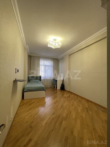 Продаётся 4-комн. новостройка 170 м², м. 8 ноября, photo 16 from 20
