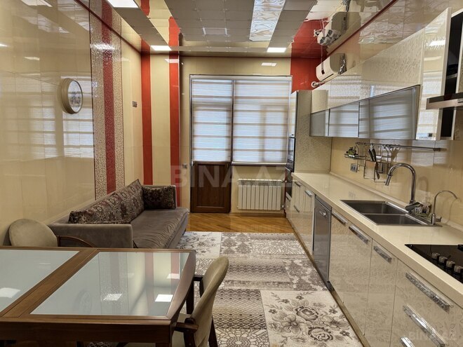 Satılır 4 otaqlı yeni tikili 210 m², 4-cü mikrorayon q., photo 8 from 24