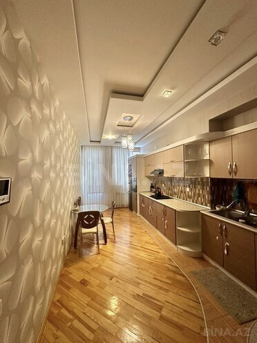 Satılır 4 otaqlı yeni tikili 150 m², İnşaatçılar m., photo 3 from 13