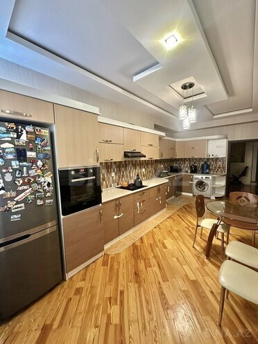 Satılır 4 otaqlı yeni tikili 150 m², İnşaatçılar m., photo 1 from 13