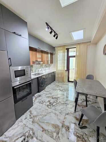 Сдаётся 3-комн. новостройка 100 м², Насиминский  р., photo 19 from 32