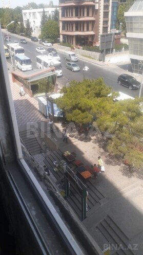 Satılır 4 otaqlı köhnə tikili 115 m², Azadlıq Prospekti m., photo 8 from 9