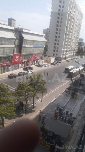 Satılır 4 otaqlı köhnə tikili 115 m², Azadlıq Prospekti m., photo 1 from 9