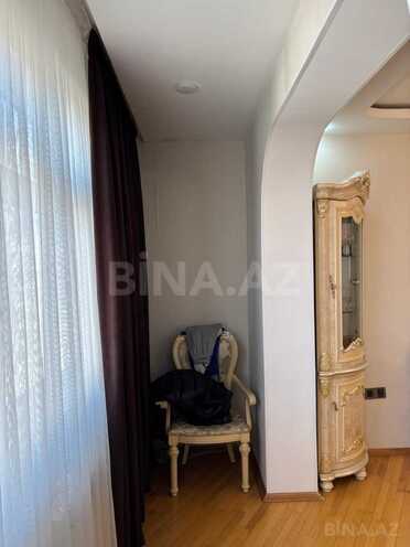 Satılır 4 otaqlı köhnə tikili 128 m², Xalqlar Dostluğu m., photo 12 from 24