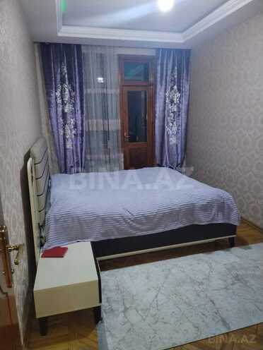 Satılır 4 otaqlı köhnə tikili 110 m², İnşaatçılar m., photo 8 from 26