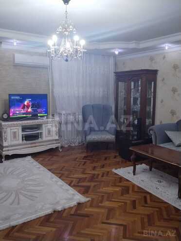 Satılır 4 otaqlı köhnə tikili 110 m², İnşaatçılar m., photo 9 from 26