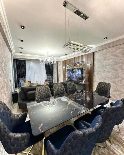 İcarəyə verilir 4 otaqlı yeni tikili 185 m², 28 May m., photo 3 from 10