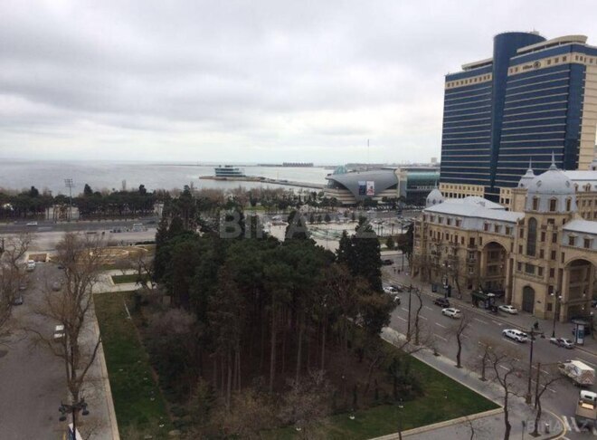 İcarəyə verilir 4 otaqlı köhnə tikili 110 m², Səbail r., photo 4 from 18