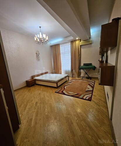Продаётся 3-комн. новостройка 175 м², м. Низами, photo 18 from 32