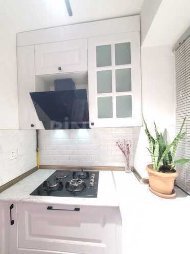 Satılır 3 otaqlı köhnə tikili 70 m², Əhmədli m., photo 9 from 32