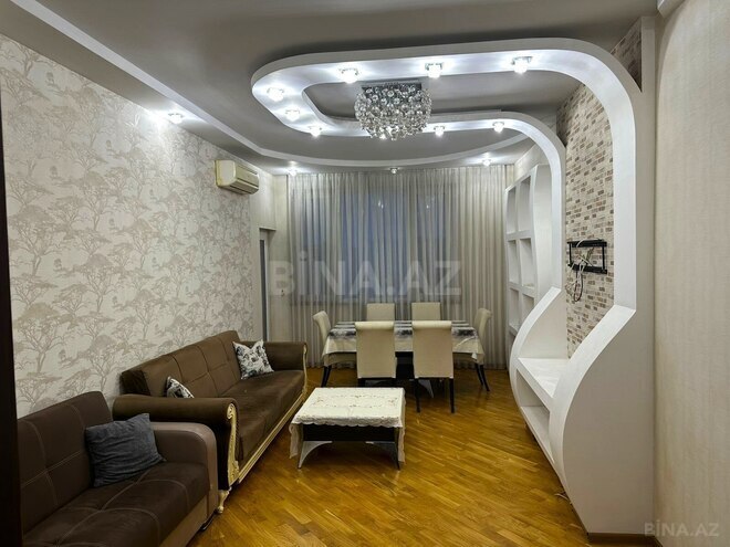 Satılır 2 otaqlı yeni tikili 70 m², 7-ci mikrorayon q., photo 1 from 12