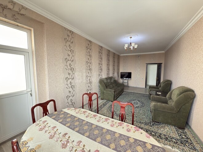 Продаётся 3-комн. новостройка 114 м², м. Нефтчиляр, photo 1 from 15