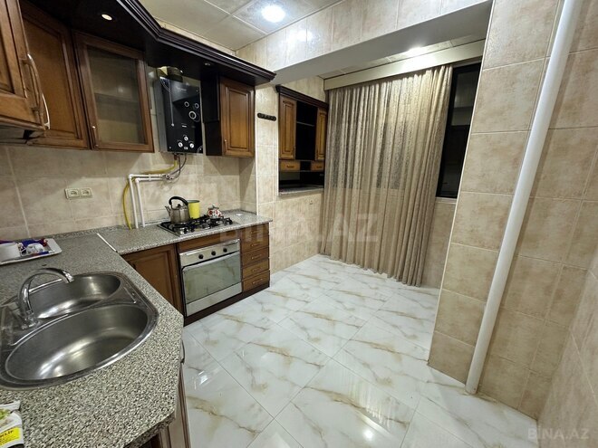 Satılır 2 otaqlı köhnə tikili 65 m², Əhmədli m., photo 1 from 23