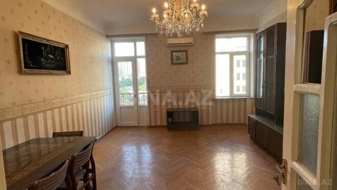 Satılır 3 otaqlı köhnə tikili 70 m², Nizami m., photo 6 from 14