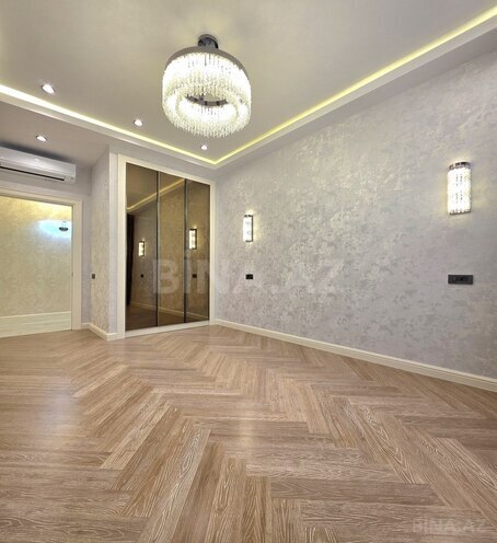 Продаётся 4-комн. новостройка 185 м², м. Элмляр Академиясы, photo 12 from 32