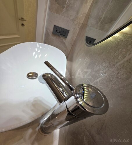 Продаётся 4-комн. новостройка 185 м², м. Элмляр Академиясы, photo 24 from 32