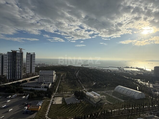 Продаётся 3-комн. новостройка 145 м², Хатаинский р., photo 1 from 17