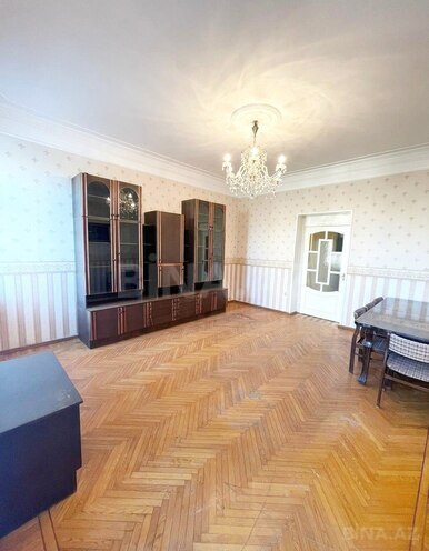 Satılır 3 otaqlı köhnə tikili 75 m², Nizami m., photo 4 from 12