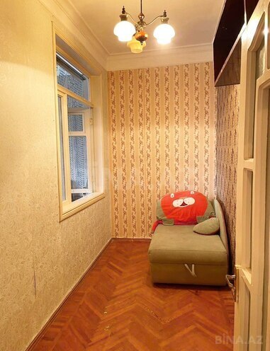 Satılır 3 otaqlı köhnə tikili 75 m², Nizami m., photo 10 from 12