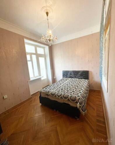 Satılır 3 otaqlı köhnə tikili 75 m², Nizami m., photo 8 from 12