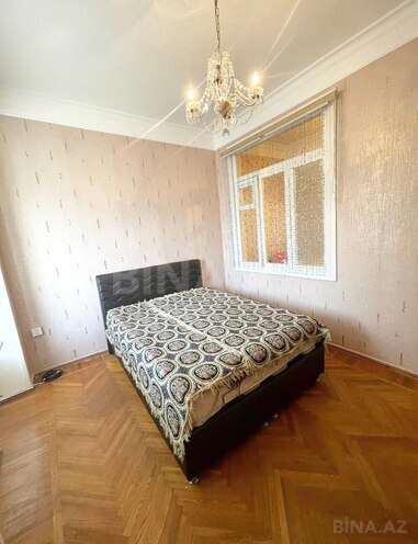 Satılır 3 otaqlı köhnə tikili 75 m², Nizami m., photo 9 from 12