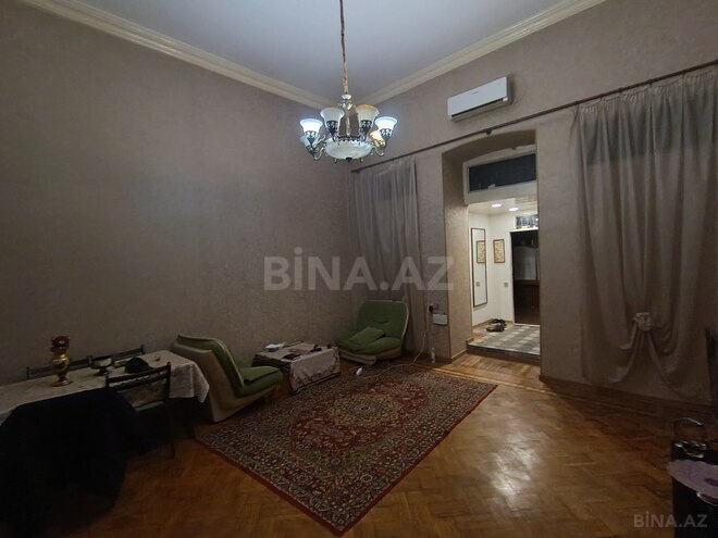 Satılır 2 otaqlı köhnə tikili 75 m², Nizami m., photo 5 from 13
