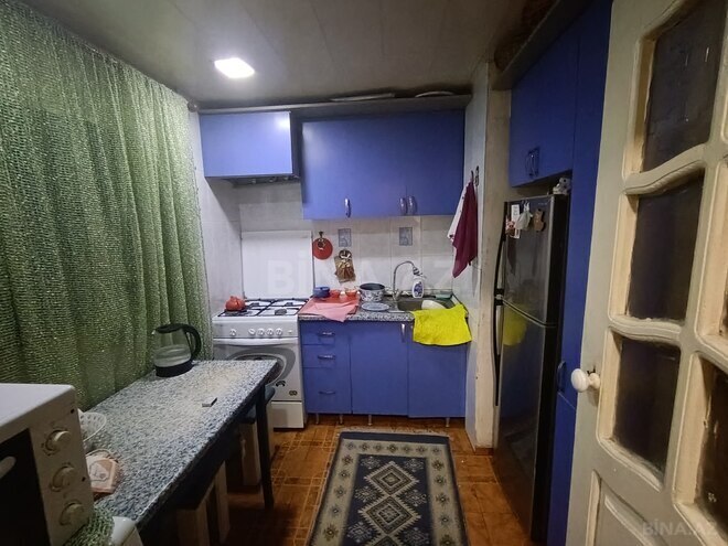 Satılır 2 otaqlı köhnə tikili 75 m², Nizami m., photo 12 from 13