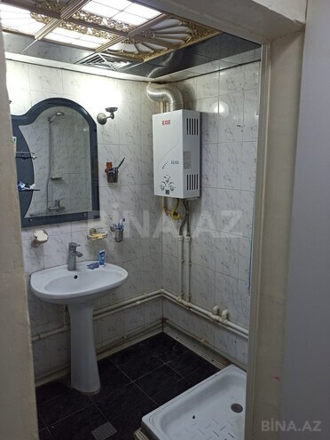 Satılır 3 otaqlı köhnə tikili 70 m², Yasamal q., photo 15 from 23