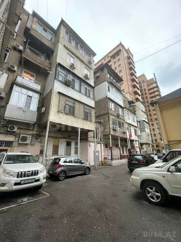 Satılır 3 otaqlı köhnə tikili 72 m², Sahil m., photo 4 from 17