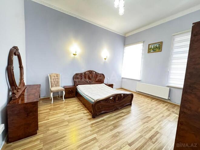 İcarəyə verilir 4 otaqlı köhnə tikili 110 m², Sahil m., photo 9 from 23