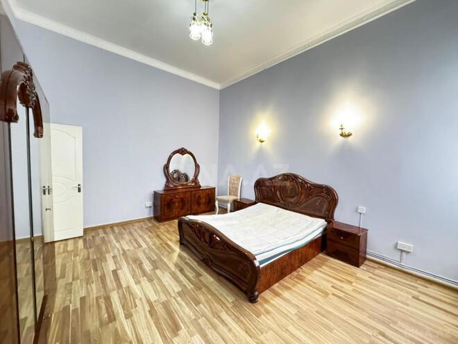 İcarəyə verilir 4 otaqlı köhnə tikili 110 m², Sahil m., photo 7 from 23