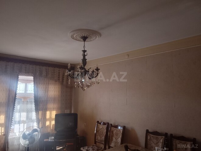 Satılır 3 otaqlı köhnə tikili 70 m², Müşfiqabad q., photo 3 from 7