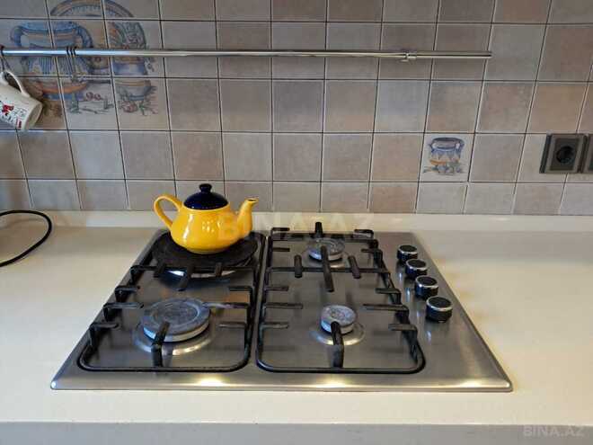 Satılır 2 otaqlı köhnə tikili 72 m², Bayıl q., photo 6 from 15