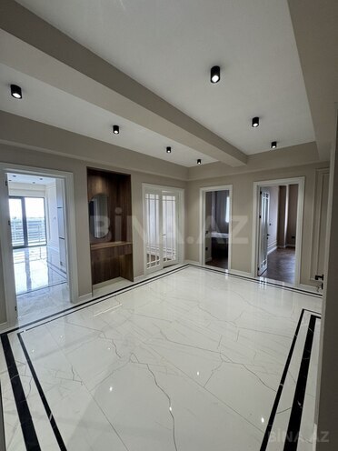 İcarəyə verilir 4 otaqlı yeni tikili 180 m², Ağ şəhər q., photo 25 from 26