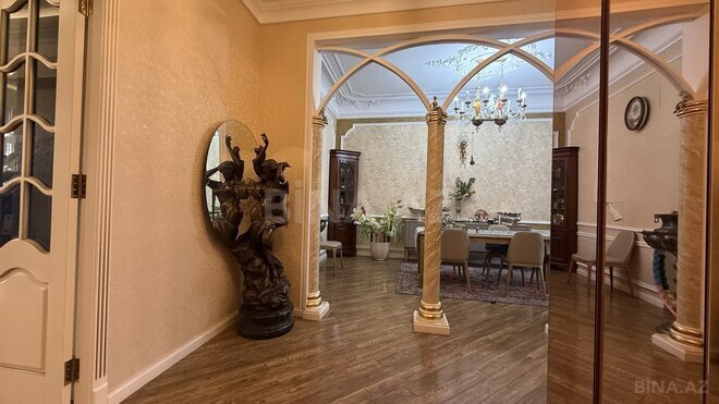 Satılır 5 otaqlı köhnə tikili 200 m², 28 May m., photo 15 from 32