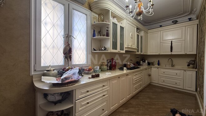 Satılır 5 otaqlı köhnə tikili 200 m², 28 May m., photo 11 from 32