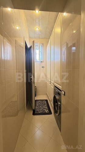 Satılır 5 otaqlı köhnə tikili 200 m², 28 May m., photo 27 from 32