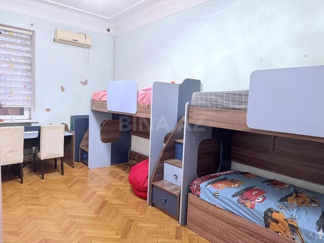 Satılır 3 otaqlı köhnə tikili 71 m², Yasamal r., photo 7 from 12